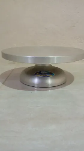 Bailarina de alumínio fundido 