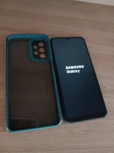Vendo esse celular