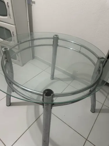 vendo mesa de vidro , somente mesa