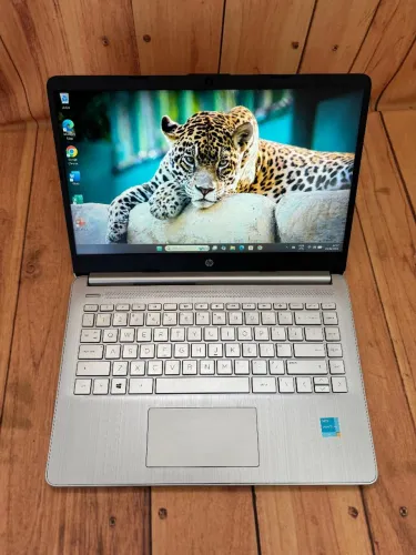 Notebook HP Pentium Gold 11ª Geração, SSD NVMe, Tela Full HD e Garantia