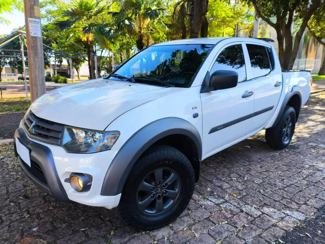 Mitsubishi L200 T.outdoor 3.2 CD TB Int. Dies. Aut. 2018