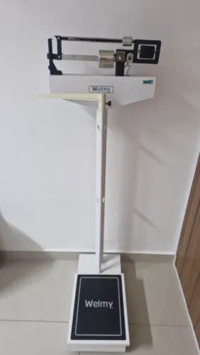 Balança Welmy Seminova - Profissional Médica 150kg