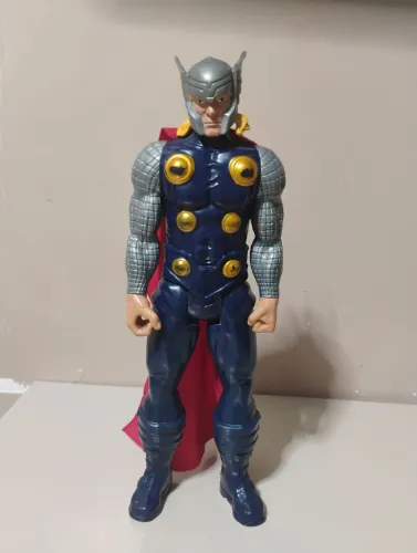 boneco do Thor