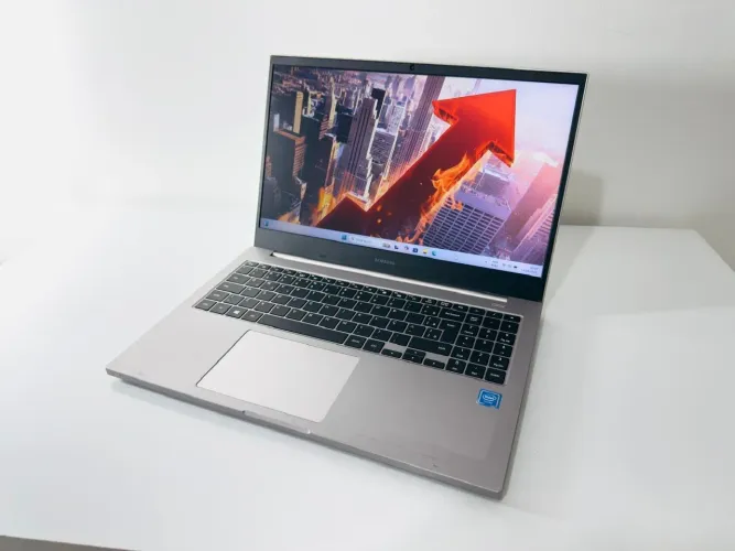 Notebook Samsung Book-Intel Celeron 10th-8GB Ram-SSD 128Gb Nvme-Tela 15.6HD