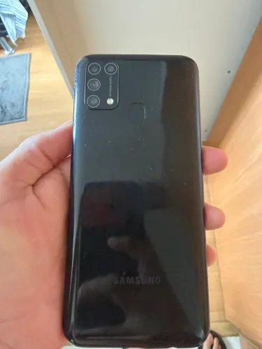 SAMSUNG M31