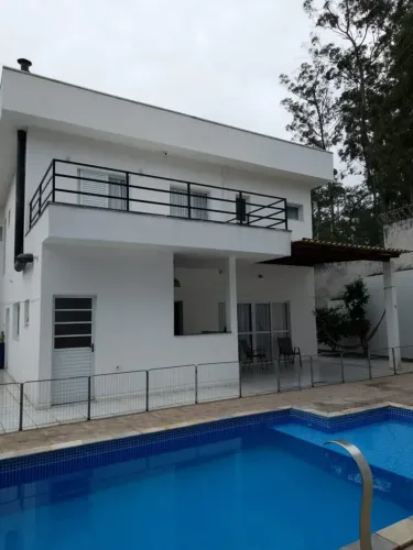 Casa Cond. Quinta de São Fernando na Granja Viana