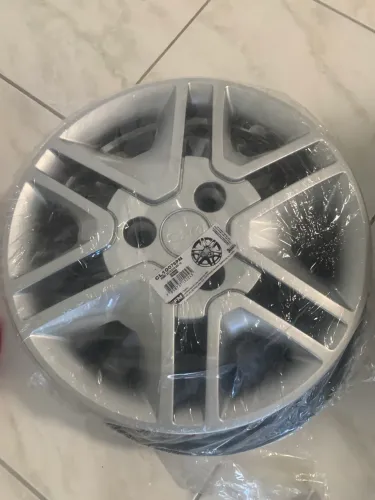 Conjunto de Calota para kwid aro 14 