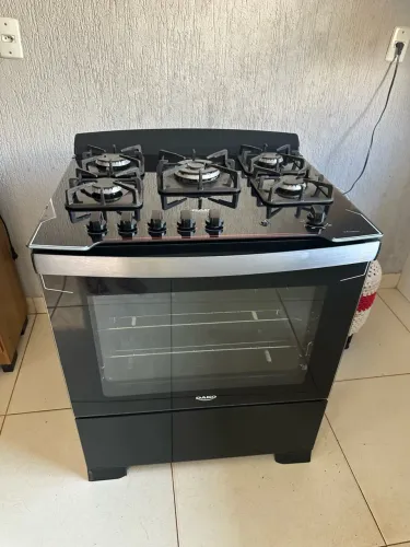 Fogão Dako pouco tempo de uso