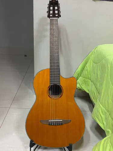 Violão eletroacústico Yamaha modelo NCX1C