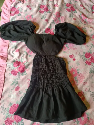 Vendo vestido usado uma vez