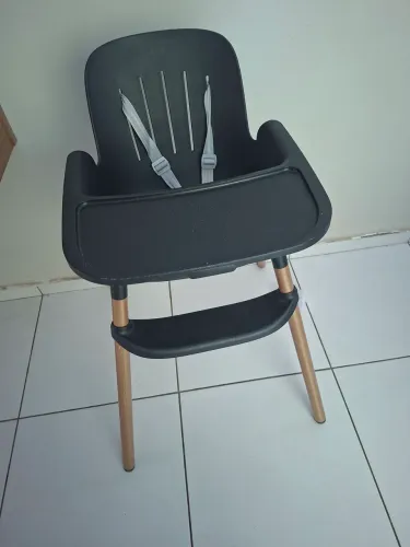 Cadeira de alimentação 