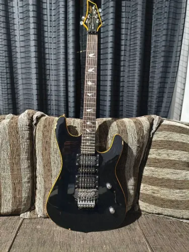 Guitarra Memphis MG-130 (Tagima) - Estilo Superstrat com Inlays de Pássaros