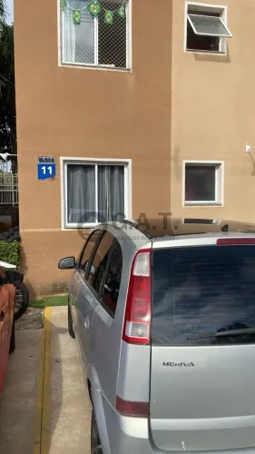 Aluguel de Apartamento em Sorocaba-SP: 2 quartos, 2 salas, 1 banheiro e garagem no Jardim