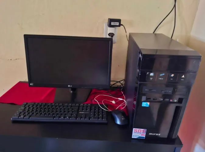 PC DE MESA BÁSICO | MONITOR E CPU