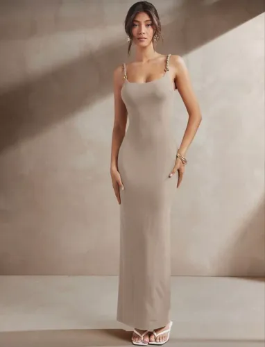 Vestido longo cinza