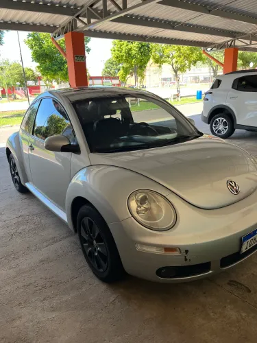 Volkswagen New Beetle 2.0 MI Mec./aut. 2010