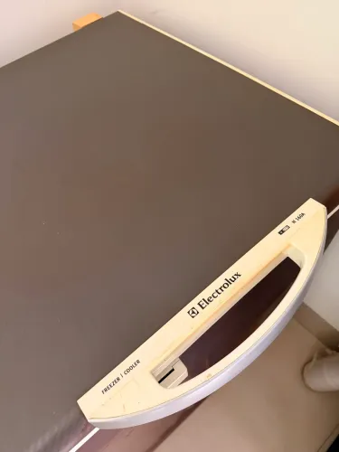 Freezer horizontal 141L