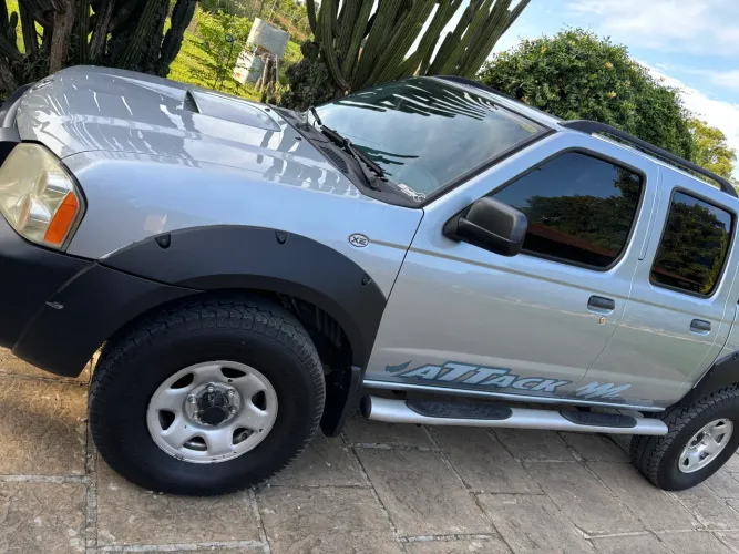 Nissan Frontier XE/ XE Tit. CD 4X4 2.8 TDI Dies 2007