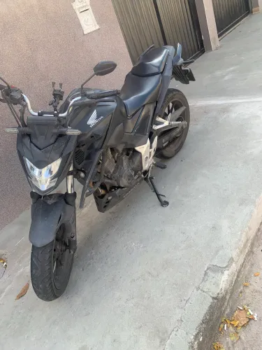 Vendo moto pronta pra uso