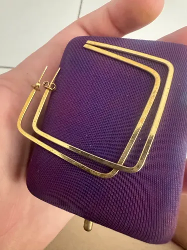 Brincos F ouro 18k