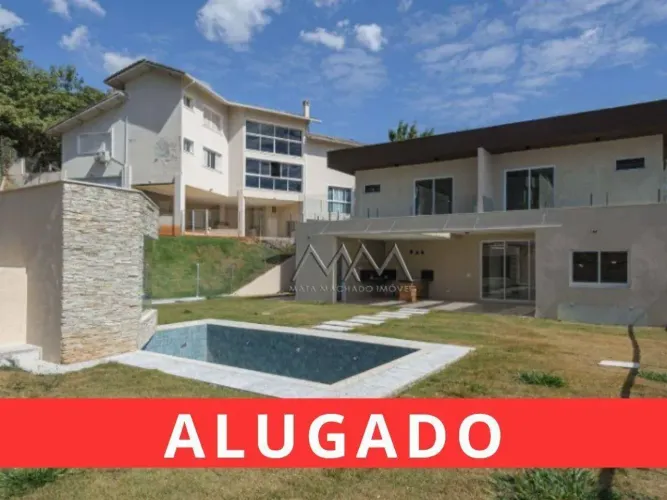Casa à Venda no Condomínio Vila Alpina | 480 m² - 4 suítes