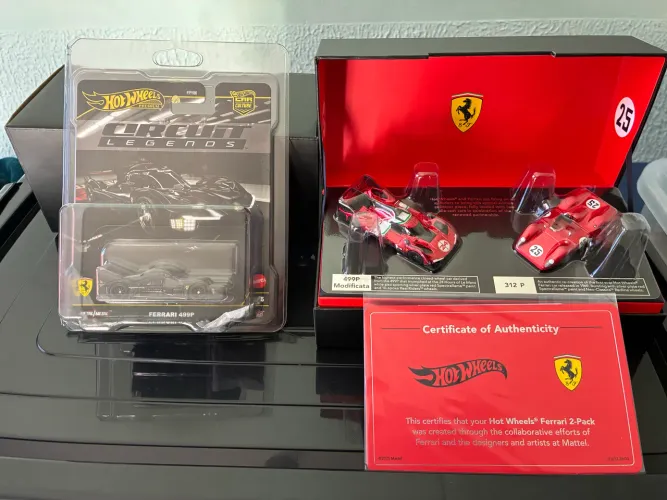 Hot wheels - Ferrari 449p ( CHASE ) e Ferrari Heritage