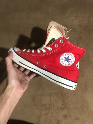 allstar cano alto vermelho