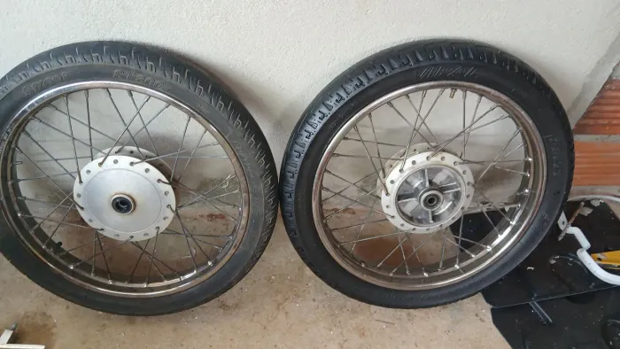 Rodas da Honda start 160/ valor 330 reais 