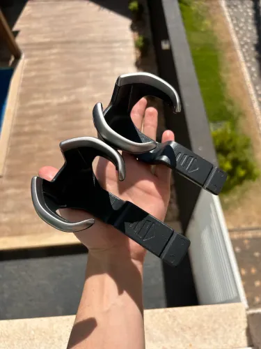 ?Par Porta Copos Para S10 2017 A 2022 Preto?