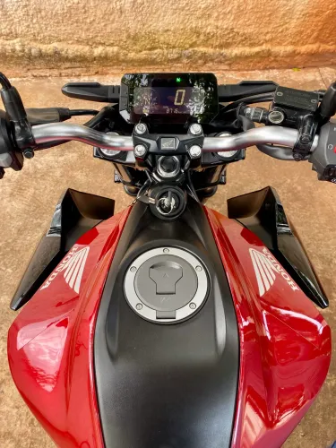 CB 300F Twister