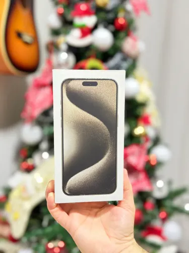 iPhone 15 Pro Max 256GB - Cinza Espacial