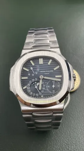 Patek Philippe Nautilus 5712