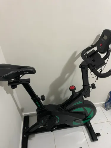 Bicicleta ergométrica quase nova
