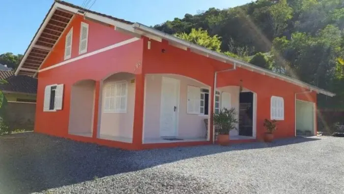 Casa à venda no bairro Primeiro de Maio