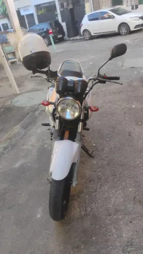 Moto fazer 2009