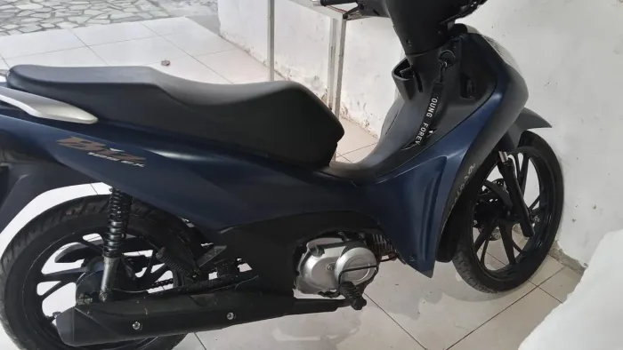 Moto com procedência