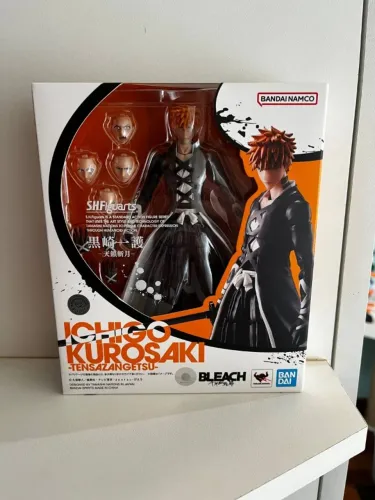 Ichigo Kurosaki Tensa Zangetsu - Bandai SH Figuarts