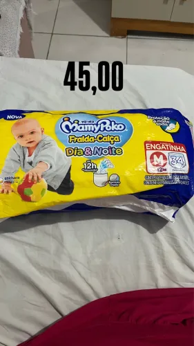 Fraldas descartáveis shortinho.