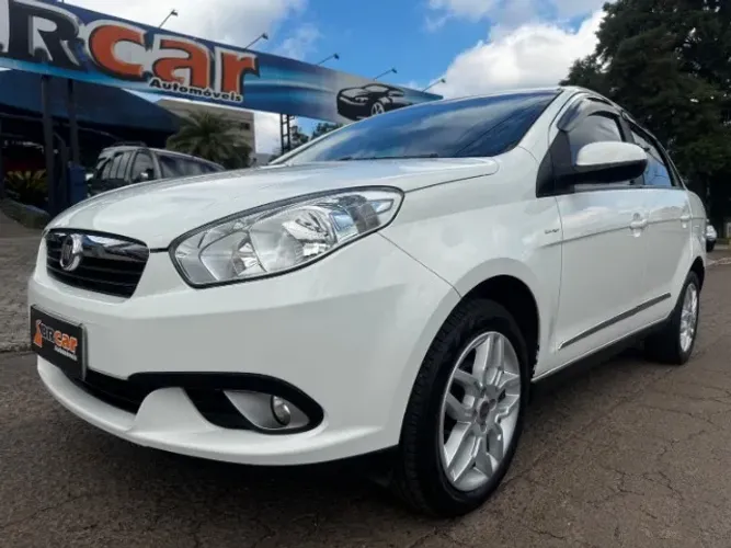 Fiat Grand Siena Essence Dual. 1.6 Flex 16V 2013