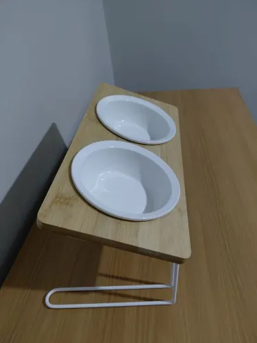 comedouro gatos e cães