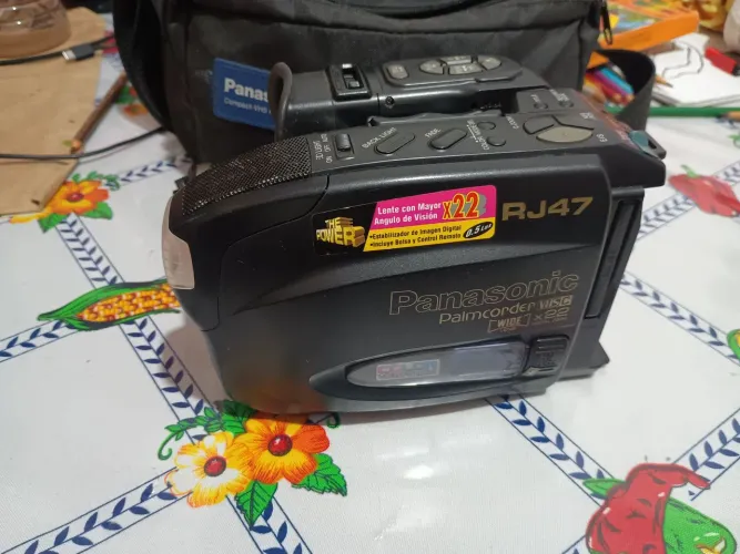 Filmadora antiga Panasonic RJ 47 
