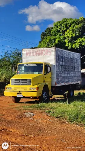 Caminhão Mercedes