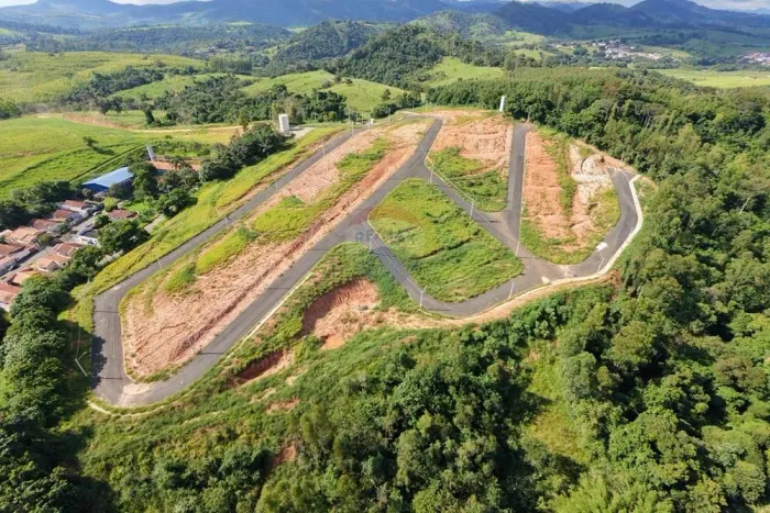 Terreno de 160m² à venda no Residencial Jardim das Palmeiras em Eleutério Itapira/SP