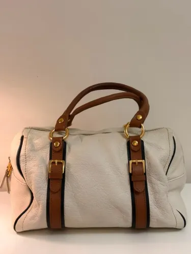 Bolsa Baú Corello em Couro Legítimo Off-White