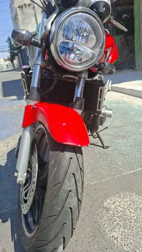 Moto Tem detalhes