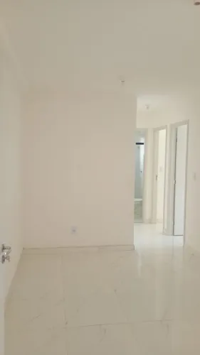 Procuro alguém pra dividir apartamento 