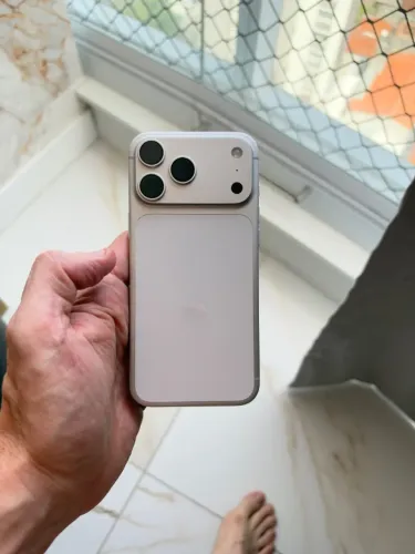 iPhone 17 Pro Max prata 512GB impecável