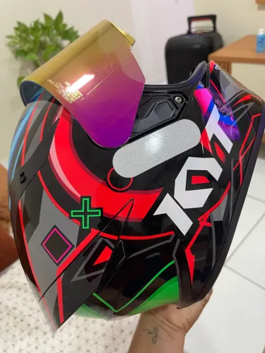 Capacete KYT