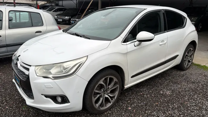 Citroen DS4 1.6 Turbo 16V 5P Aut. 2014