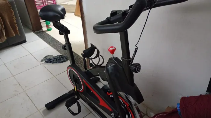 Bicicleta ergométrica nova - 13kg de inércia